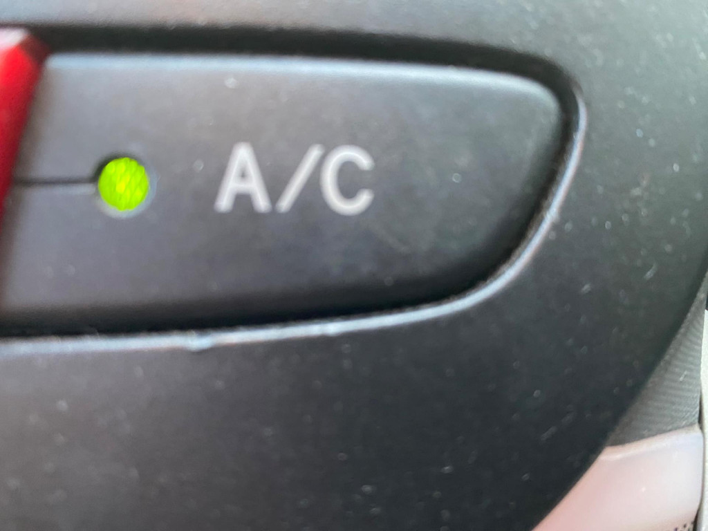 46770203-16.jpg