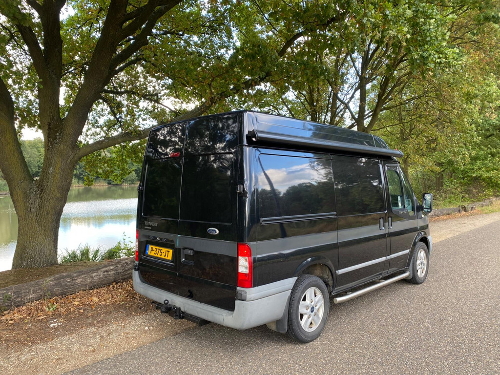 47448862-2.jpg